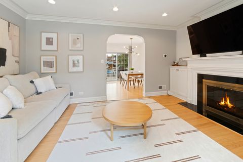 Tiny photo for 6056 N Keeler Avenue, Chicago, IL 60646 (MLS # 12571716)