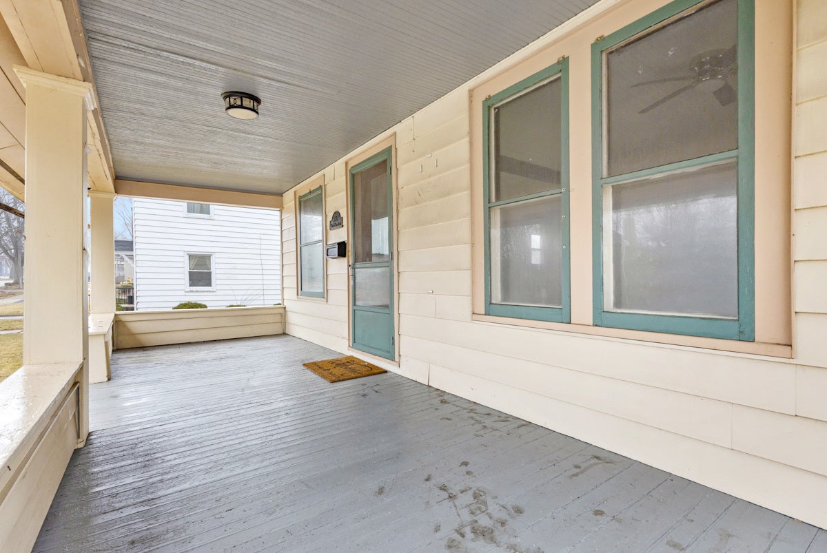 3817 216th Place