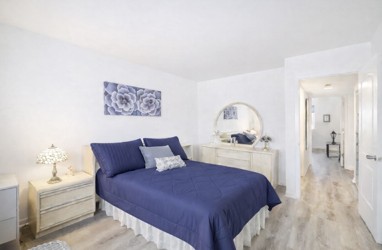 9387 Bay Colony Drive 3W