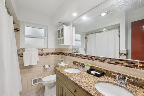 Tiny photo for 3836 W Estes Avenue, Lincolnwood, IL 60712 (MLS # 12520176)