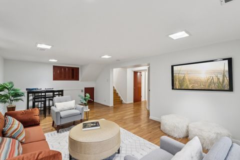 Tiny photo for 3836 W Estes Avenue, Lincolnwood, IL 60712 (MLS # 12520176)