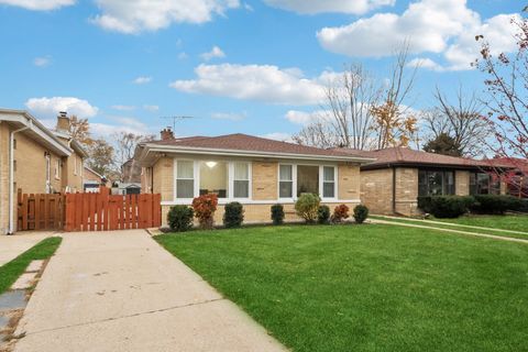 Tiny photo for 3836 W Estes Avenue, Lincolnwood, IL 60712 (MLS # 12520176)