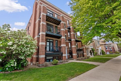 Photo of 5691 W Higgins Avenue #2W, Chicago, IL 60630 (MLS # 12648946)