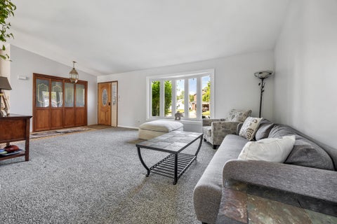 Tiny photo for 1727 Roosa Lane, Elk Grove Village, IL 60007 (MLS # 12721512)