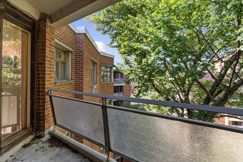 Tiny photo for 1860 Sherman Avenue #7NE, Evanston, IL 60201 (MLS # 12540640)
