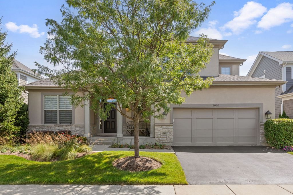 Photo for 2855 Wilson Lane, Glenview, IL 60026 (MLS # 12468651)