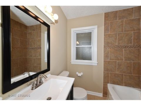 Tiny photo for Westchester, IL 60154 (MLS # 12598291)