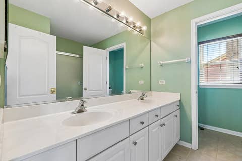 Tiny photo for 152 Ranney Avenue, Vernon Hills, IL 60061 (MLS # 12685758)