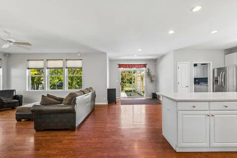 Tiny photo for 152 Ranney Avenue, Vernon Hills, IL 60061 (MLS # 12685758)