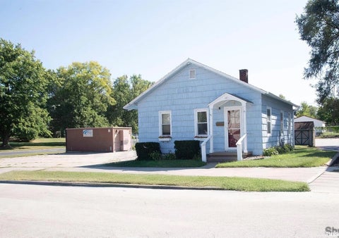 Tiny photo for 221 E 1ST Avenue, Monmouth, IL 61462 (MLS # 12795999)