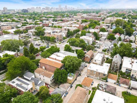 Tiny photo for 5354 N Ashland Avenue, Chicago, IL 60640 (MLS # 12718581)