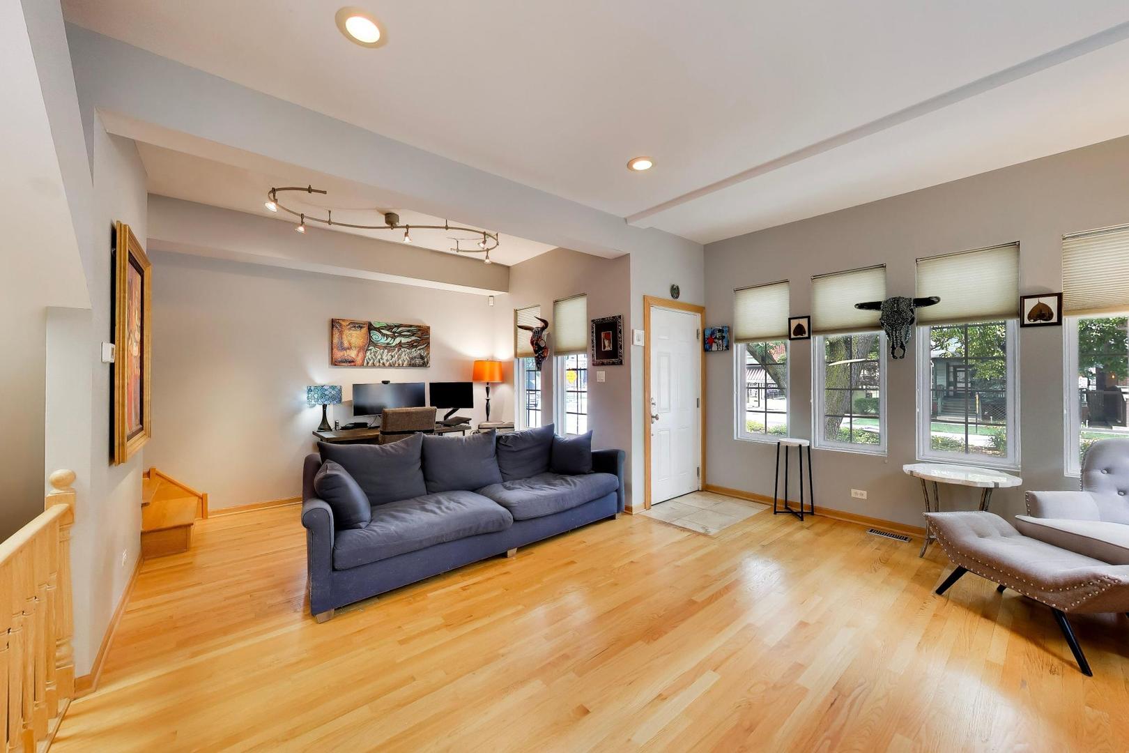 5354 N Ashland Avenue
