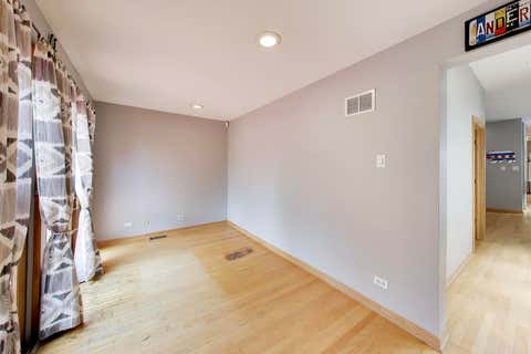 Tiny photo for 5354 N Ashland Avenue, Chicago, IL 60640 (MLS # 12718581)