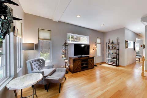 Tiny photo for 5354 N Ashland Avenue, Chicago, IL 60640 (MLS # 12718581)