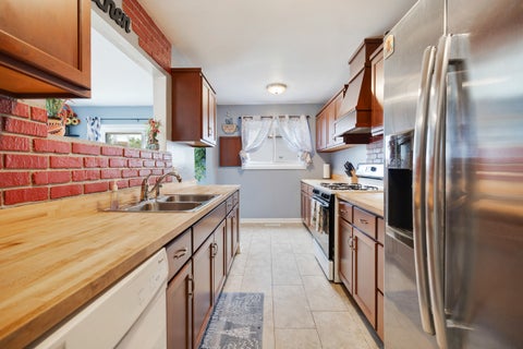Tiny photo for 1406 GLEN HILL Drive, Glendale Heights, IL 60139 (MLS # 12733811)