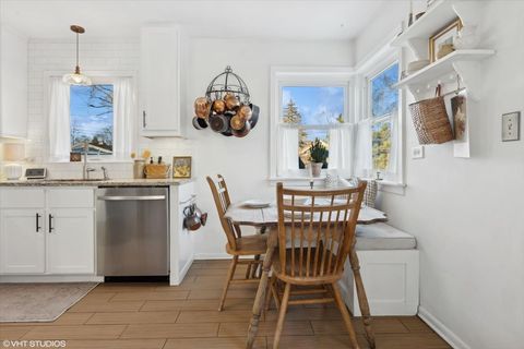 Tiny photo for 204 N EMERSON Street, Mount Prospect, IL 60056 (MLS # 12516558)