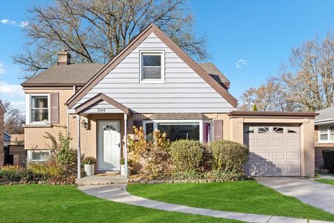 204 N EMERSON Street Mount Prospect IL 60056
