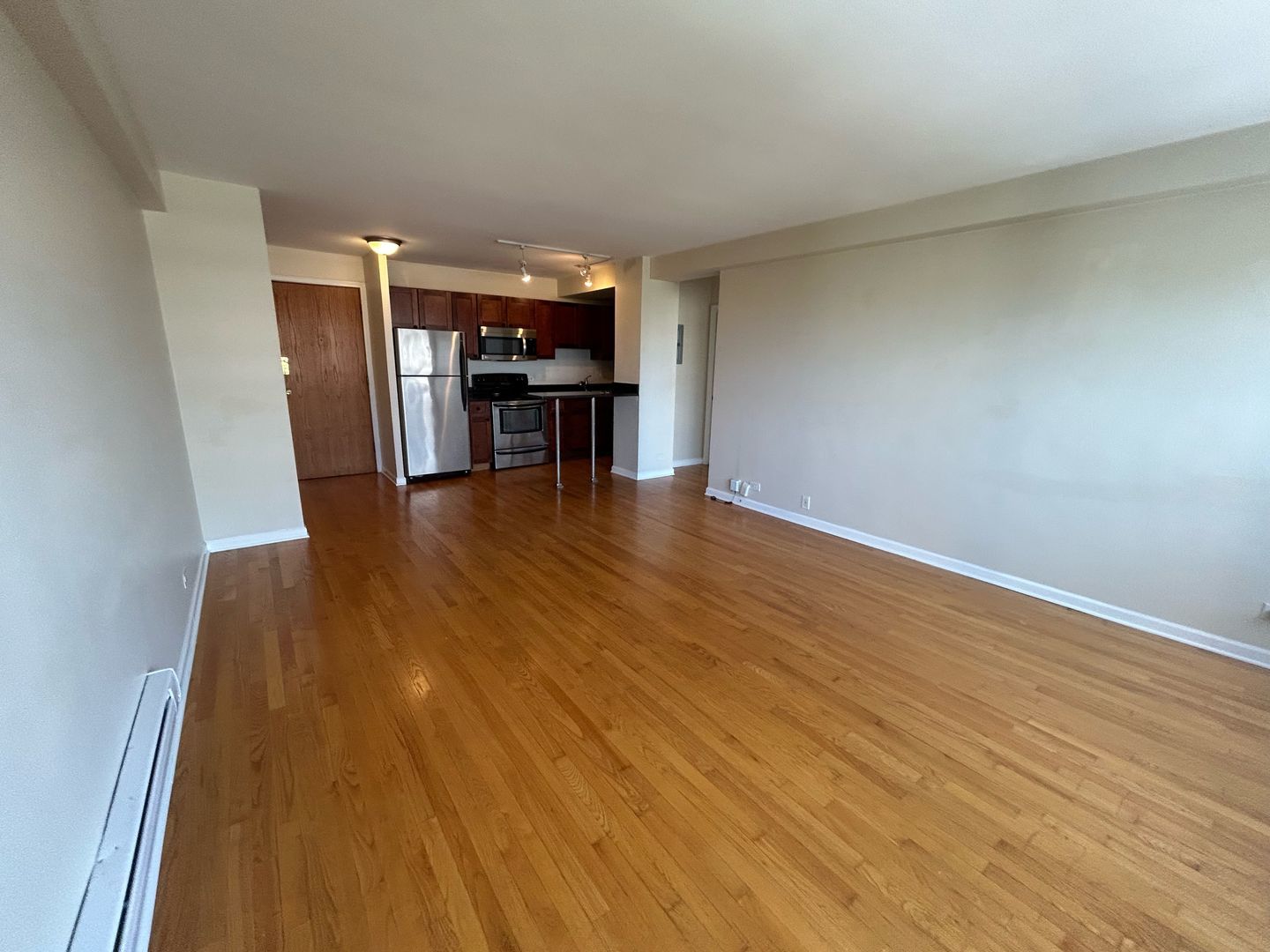 4180 N Marine Drive 1210