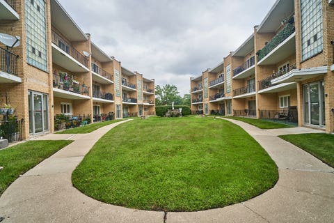 Photo of 10316 S Pulaski Road #203, Oak Lawn, IL 60453 (MLS # 12728271)