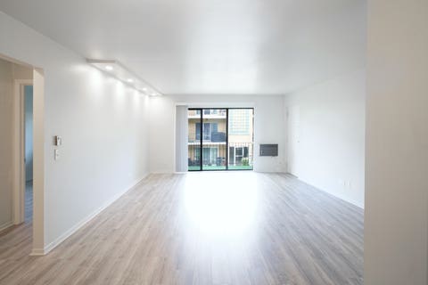 Tiny photo for 10316 S Pulaski Road #203, Oak Lawn, IL 60453 (MLS # 12728271)