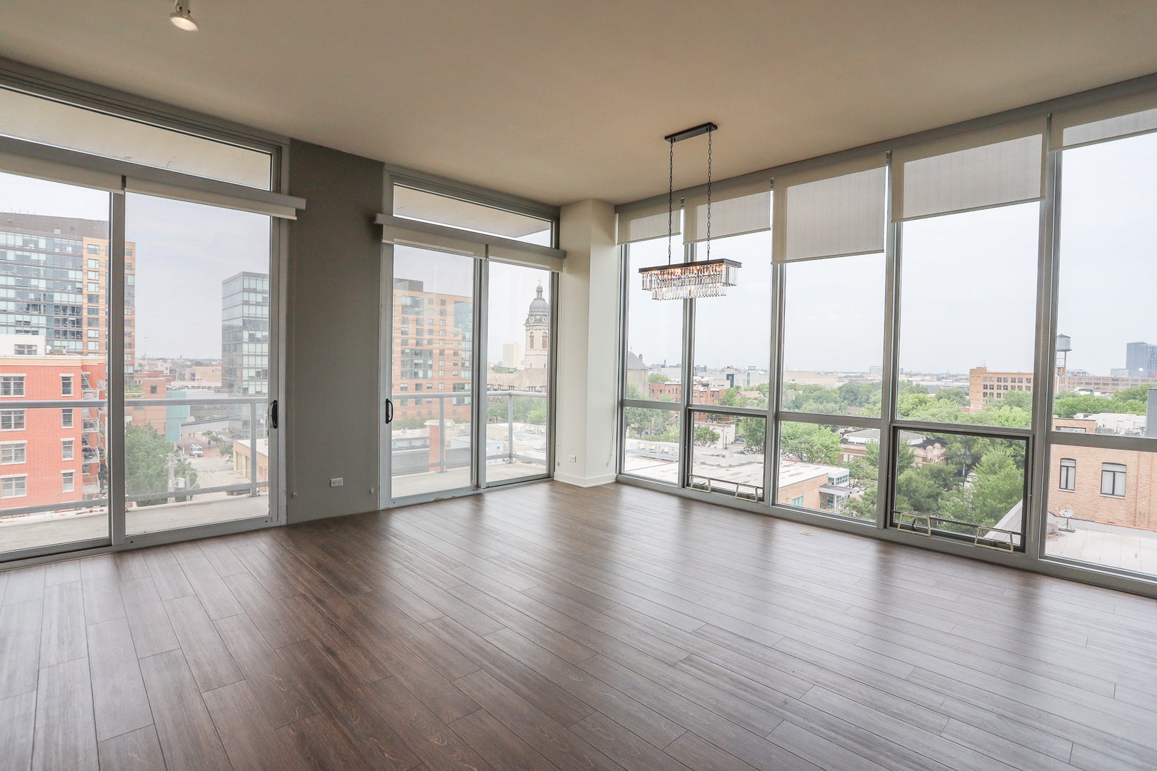 910 W Huron Street 802