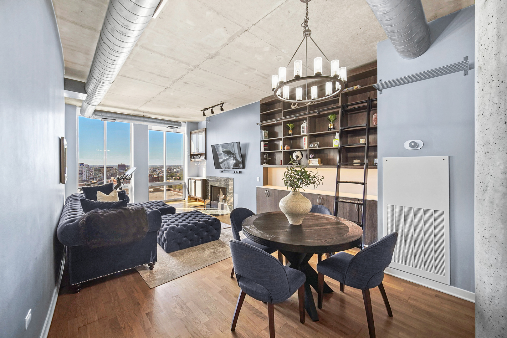 720 N Larrabee Street 1611