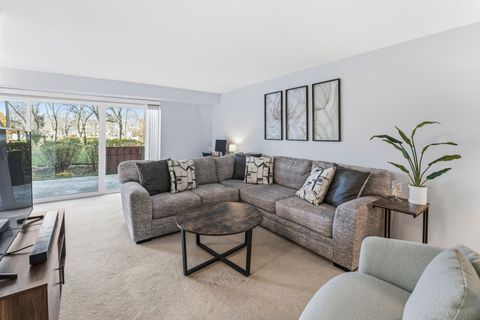 Tiny photo for 35 S Baybrook Drive #106, Palatine, IL 60074 (MLS # 12517268)