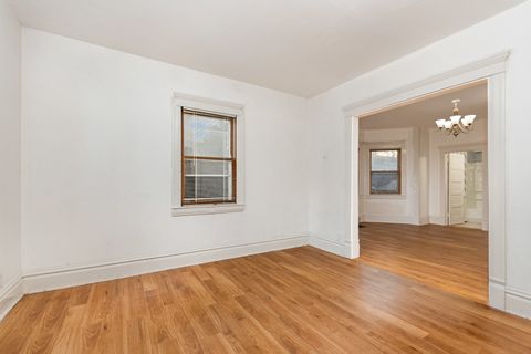 Tiny photo for 614 Hammond Avenue, Aurora, IL 60506 (MLS # 12511405)