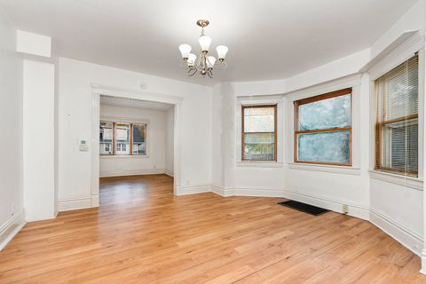 Tiny photo for 614 Hammond Avenue, Aurora, IL 60506 (MLS # 12511405)