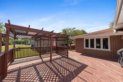 Tiny photo for 8269 Meadowwood Avenue, Woodridge, IL 60517 (MLS # 12464306)