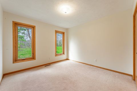 Tiny photo for 227 FOXFIRE Place, Rockton, IL 61072 (MLS # 12620056)