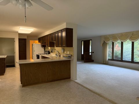 Tiny photo for 1842 Thomas Atkinson Road, Inverness, IL 60067 (MLS # 12466854)