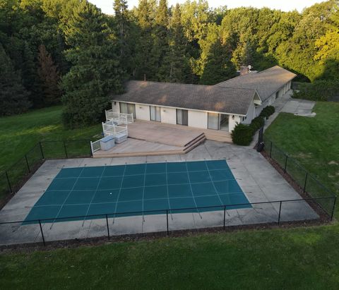 Tiny photo for 1842 Thomas Atkinson Road, Inverness, IL 60067 (MLS # 12466854)