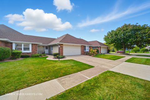 Tiny photo for 36 Fallcreek Circle #0, Montgomery, IL 60538 (MLS # 12443412)
