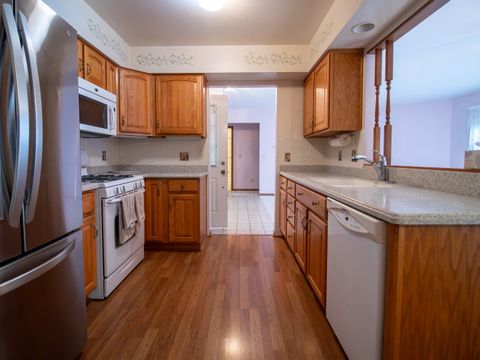 Tiny photo for 36 Fallcreek Circle #0, Montgomery, IL 60538 (MLS # 12443412)