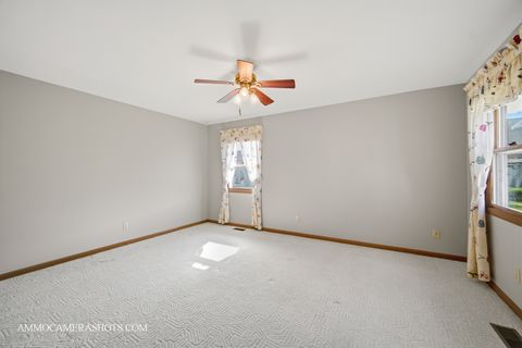 Tiny photo for 36 Fallcreek Circle #0, Montgomery, IL 60538 (MLS # 12443412)