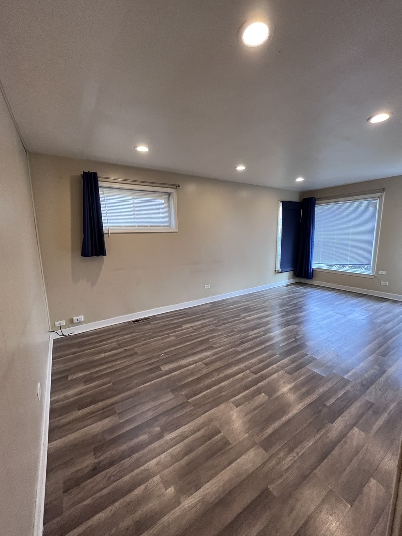 17002 Lorenz Avenue