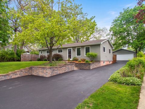 Photo of St. Charles, IL 60174 (MLS # 12629570)