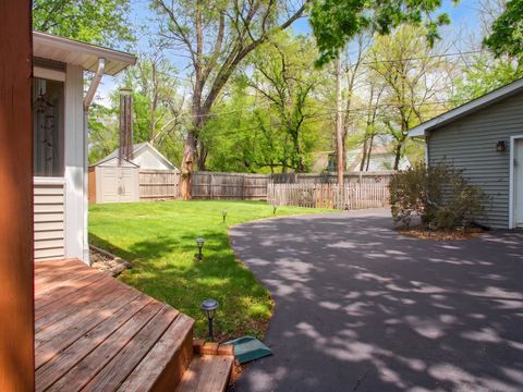 Tiny photo for 6N051 Oakwood Drive, St. Charles, IL 60174 (MLS # 12629570)