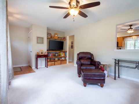 Tiny photo for 6N051 Oakwood Drive, St. Charles, IL 60174 (MLS # 12629570)