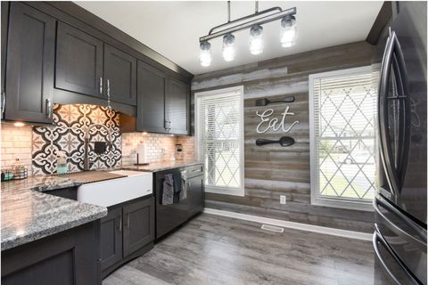 Tiny photo for 615 Cartwright Trail, McHenry, IL 60050 (MLS # 12487201)