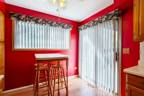 Tiny photo for 1405 Creekside Court #B, Elgin, IL 60123 (MLS # 12490956)