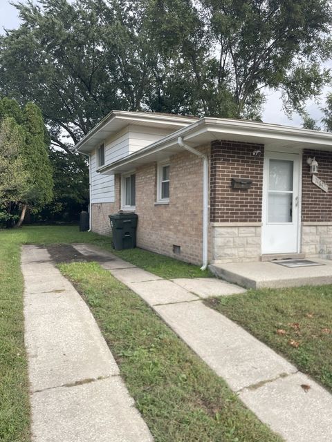 Tiny photo for 14647 Irving Avenue, Dolton, IL 60419 (MLS # 12438509)