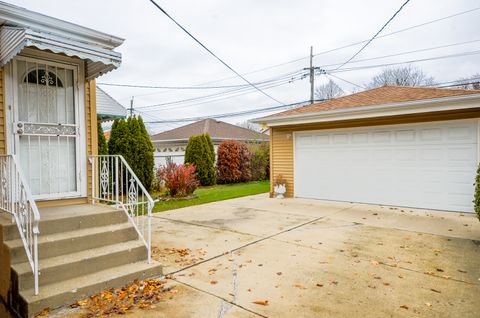 Tiny photo for 4909 N Newcastle Avenue, Chicago, IL 60656 (MLS # 12520233)