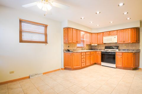 Tiny photo for 4909 N Newcastle Avenue, Chicago, IL 60656 (MLS # 12520233)