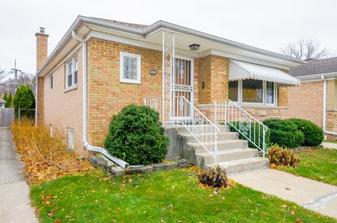 4909 N Newcastle Avenue Chicago IL 60656