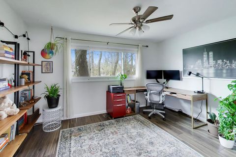 Tiny photo for 1 Aberdeen Road, Hawthorn Woods, IL 60047 (MLS # 12586710)