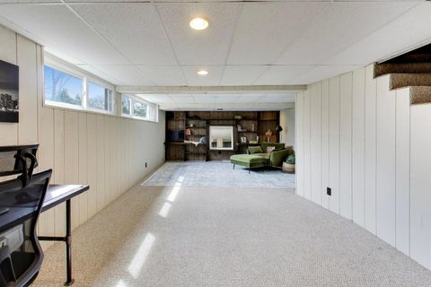 Tiny photo for 1 Aberdeen Road, Hawthorn Woods, IL 60047 (MLS # 12586710)