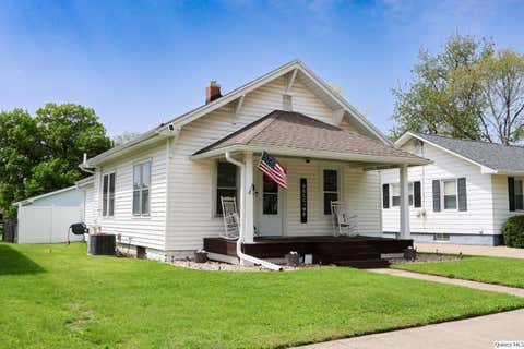 Tiny photo for 630 S 19th St, Quincy, IL 62301 (MLS # 12633173)