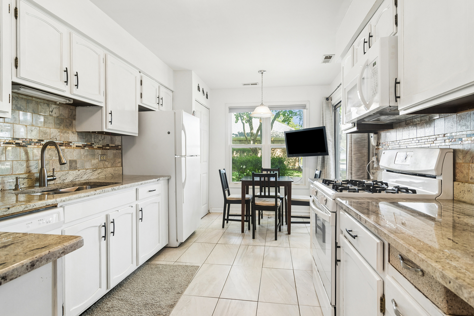 1411 Wentworth Court 1411